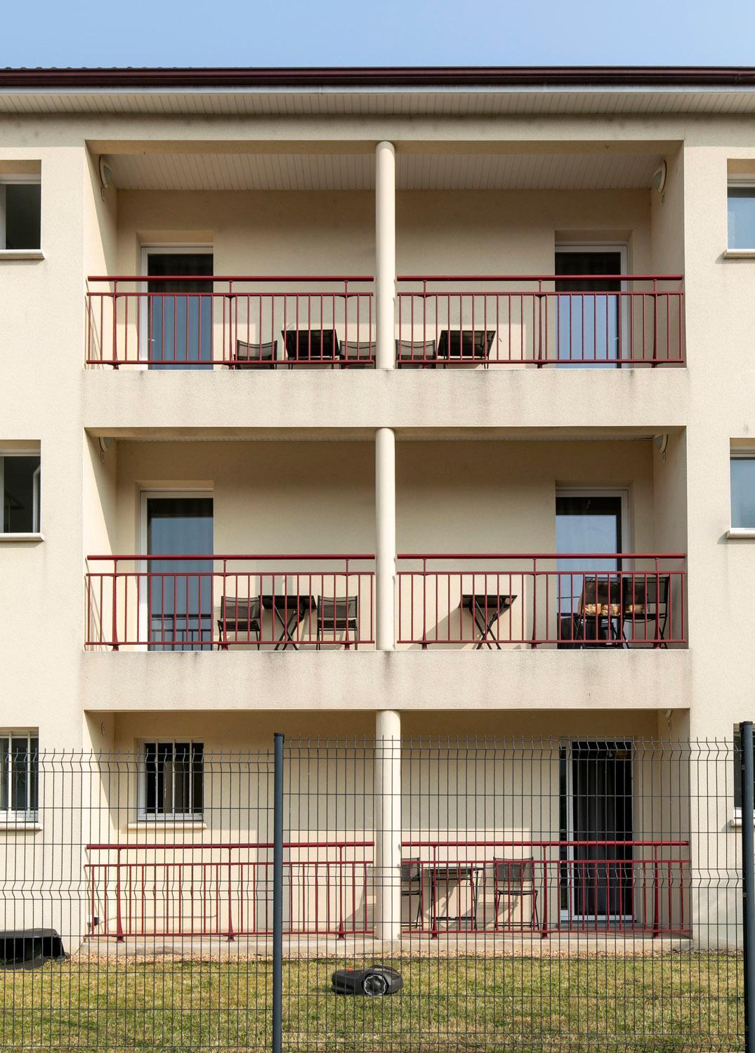 Aparthotel Confort 87 *